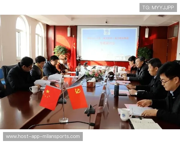 国际帆板联合会组织海洋教育师资培训班
